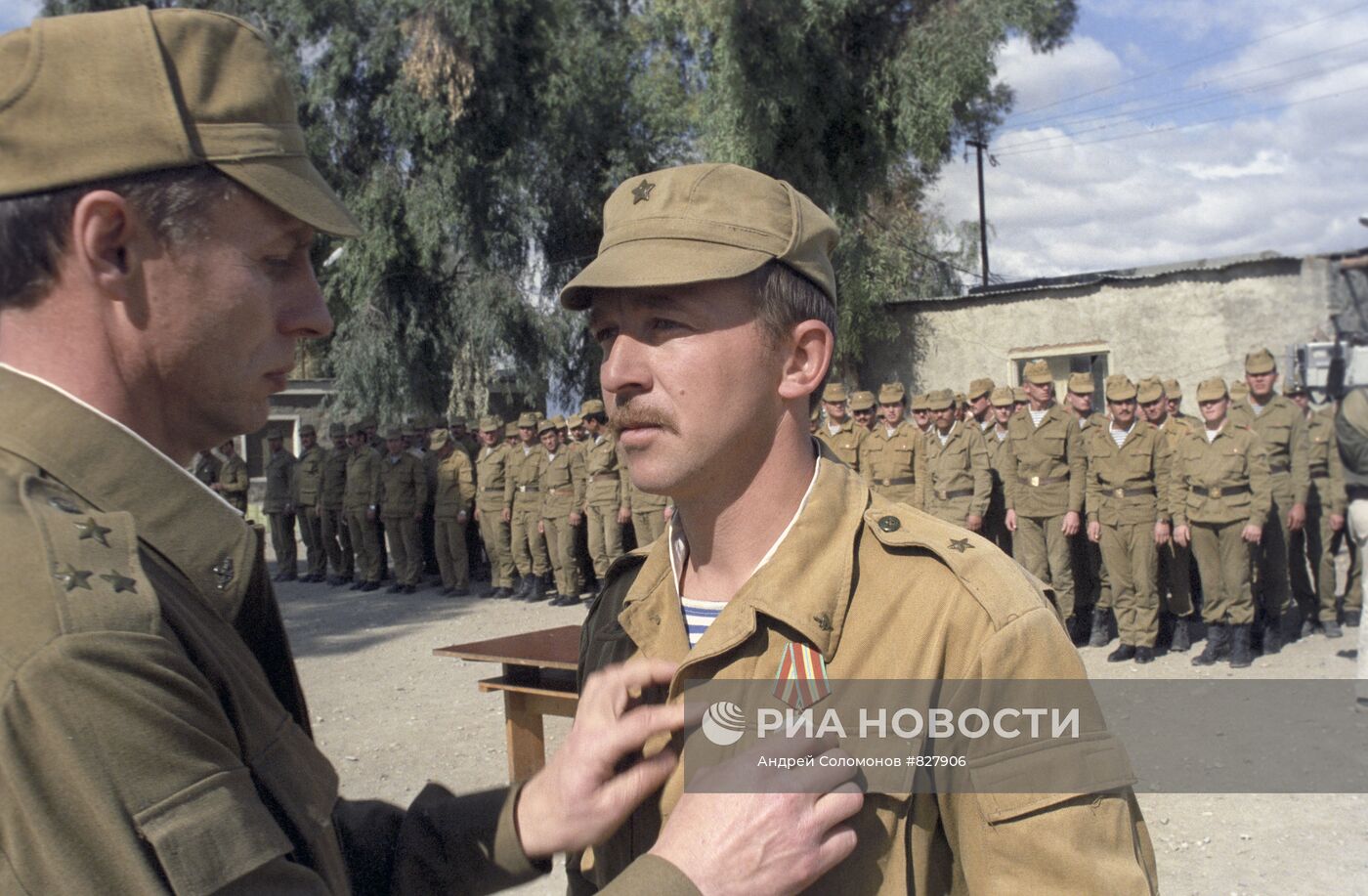 В Н-ской части ограниченного контингента советских войск