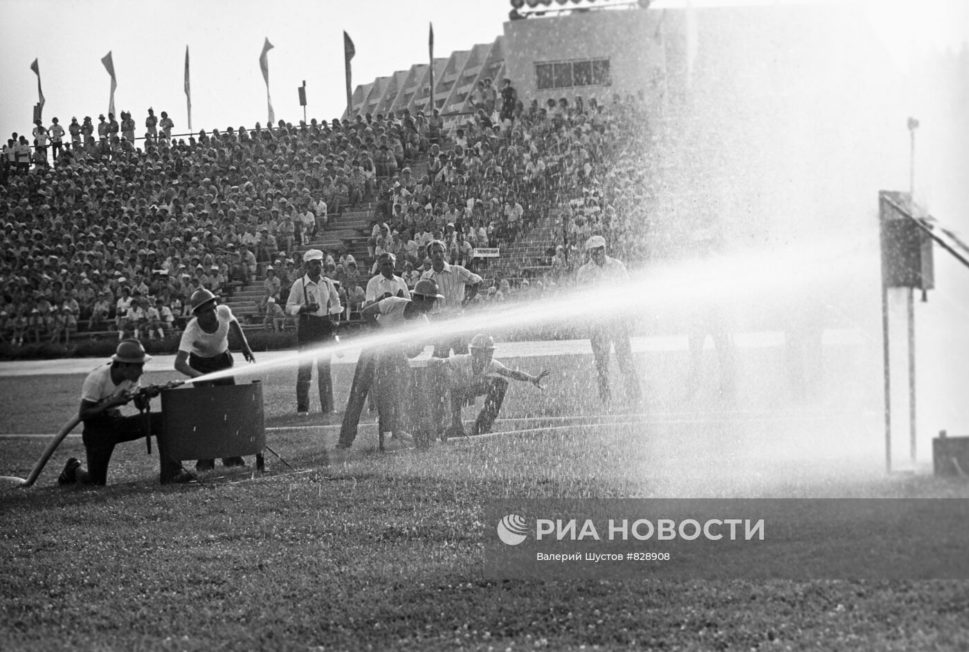 Соревнования юных пожарных