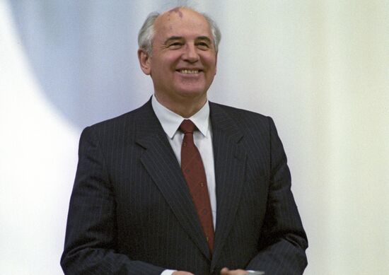 Михаил Горбачев на I съезде народных депутатов СССР