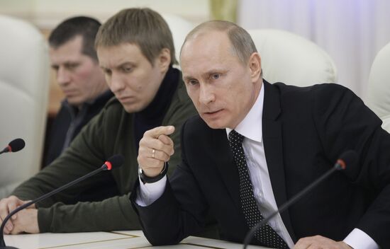 Встреча В.Путина с представителями футбольных болельщиков