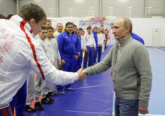 Владимир Путин посетил ФОК "Московский" в Санкт-Петербурге