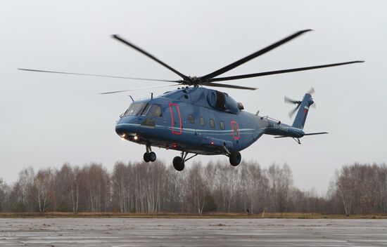 Первый полет транспортно-пассажирского вертолёта Ми-38