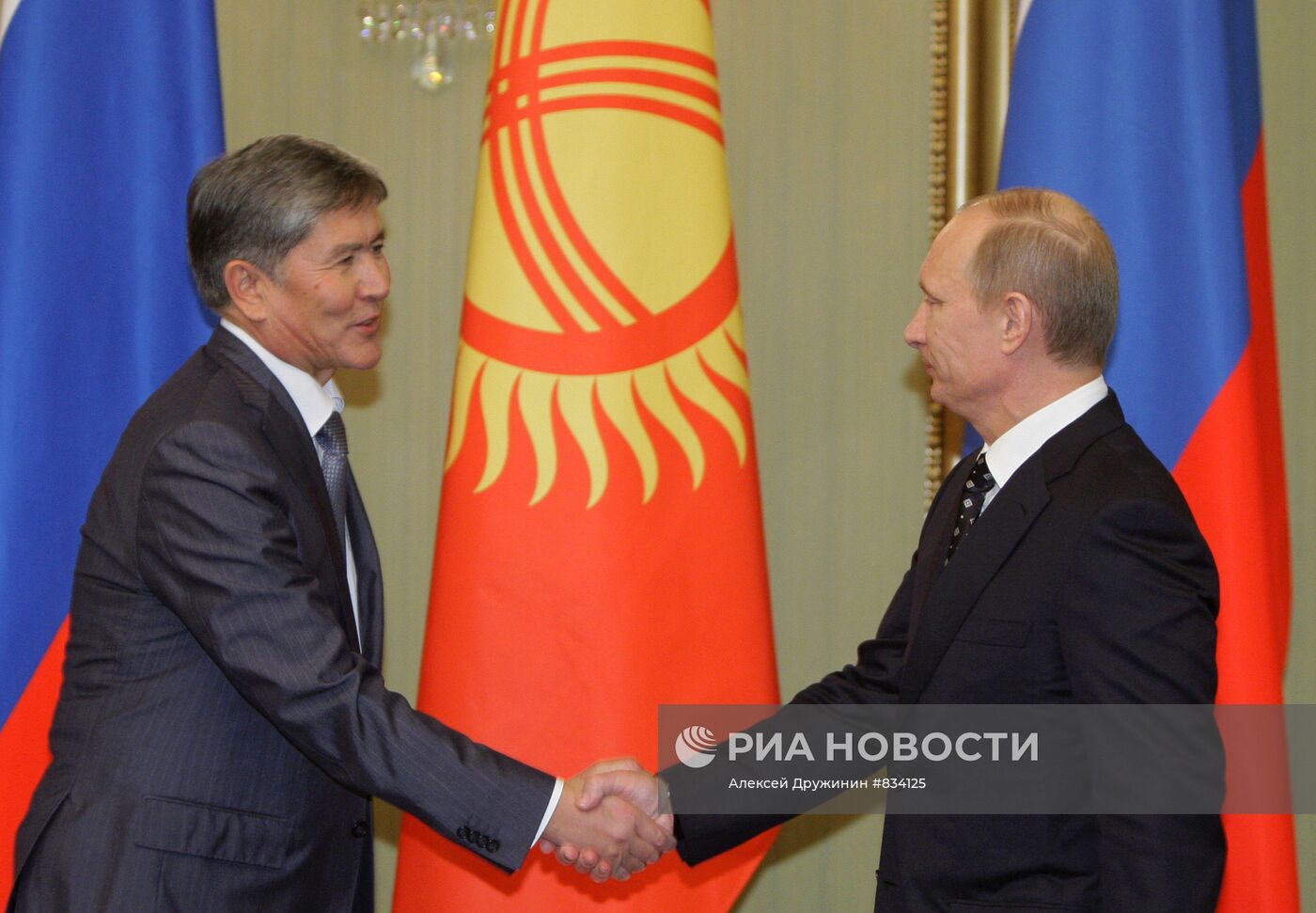 Встреча Владимира Путина с Алмазбеком Атамбаевым