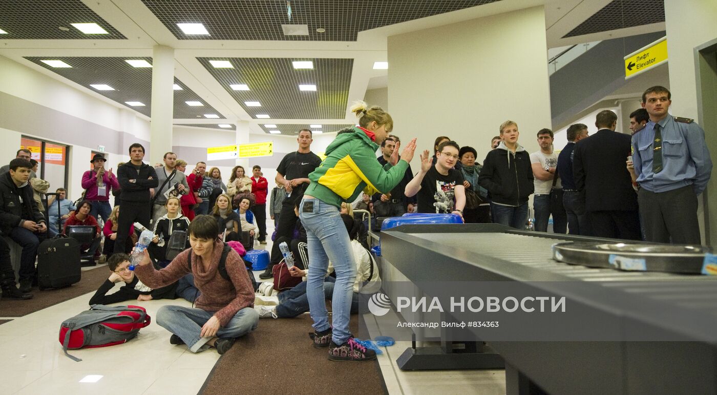 Акция протеста пассажиров в аэропорту "Шереметьево"