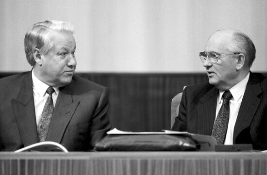 М. С. Горбачев и Б. Н. Ельцин