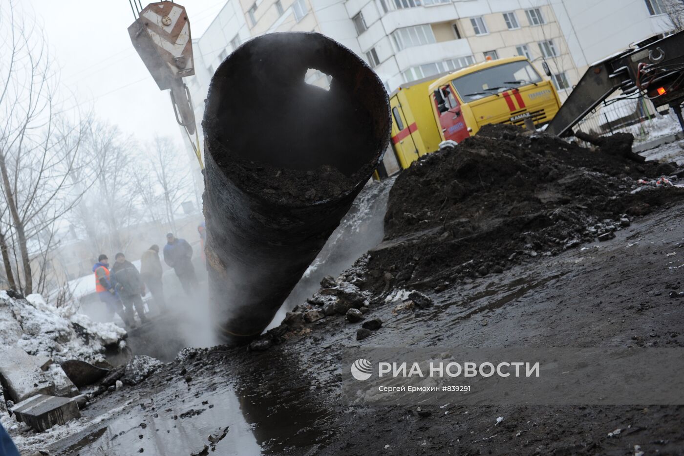 Прорыв трубы отопления в Кировском районе Санкт-Петербурга | РИА Новости  Медиабанк