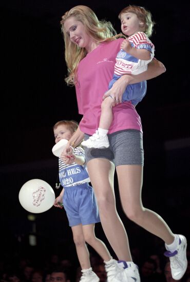 Конкурс "Миссис Москва-98"