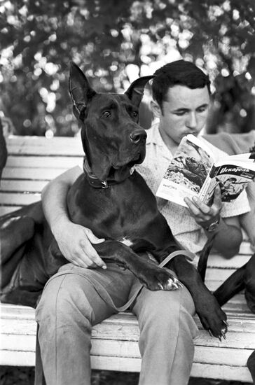 А. Соловьев с собакой "Мишелем"