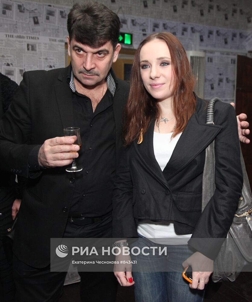 Владимир Вишневский, Тутта Ларсен