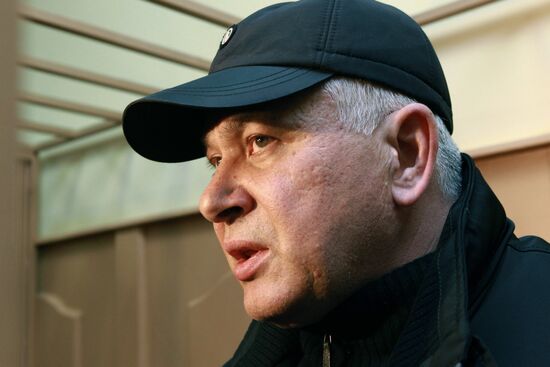 Рассмотрение ходатайства об аресте генерала милиции А. Бокова