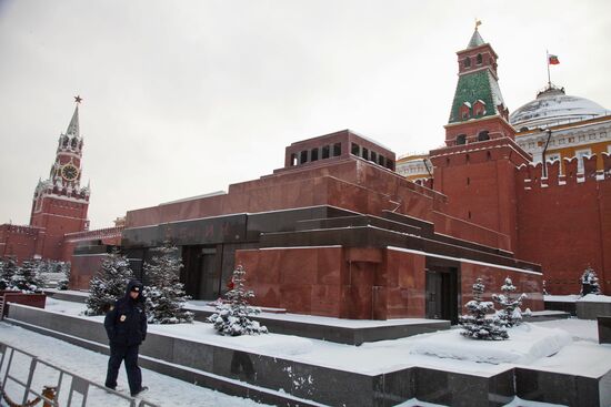 Мавзолей В. Ленина на Красной площади
