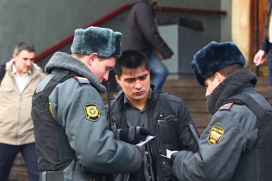 Усиление мер безопасности в России после теракта в "Домодедово"