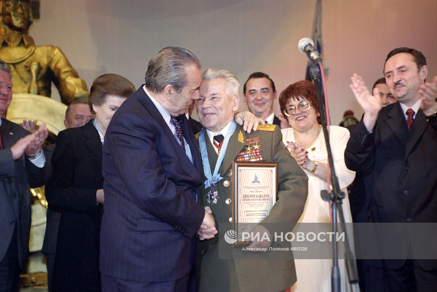 А. И. Вольский и М. Т. Калашников