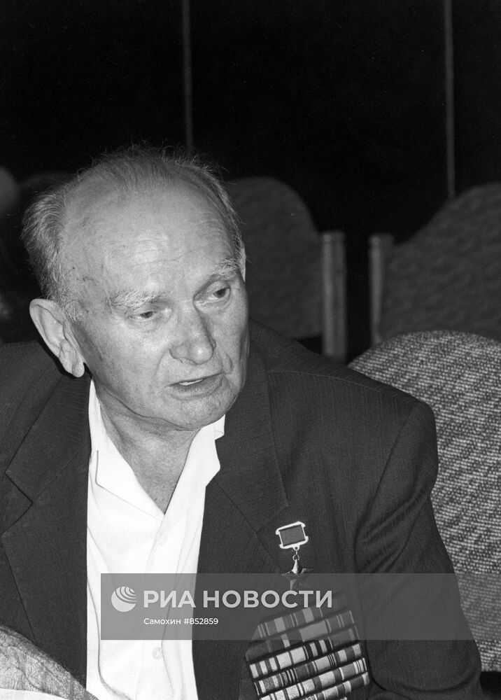 Герой Советского Союза Р.В. Филатов