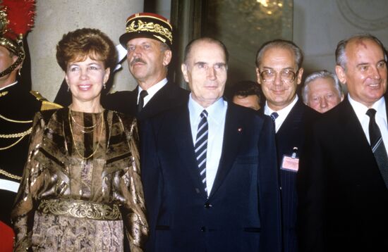 Михаил Горбачев и Франсуа Миттеран