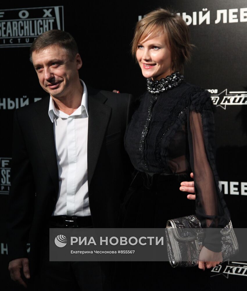 Антон Табаков с супругой Анжеликой