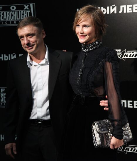 Антон Табаков с супругой Анжеликой