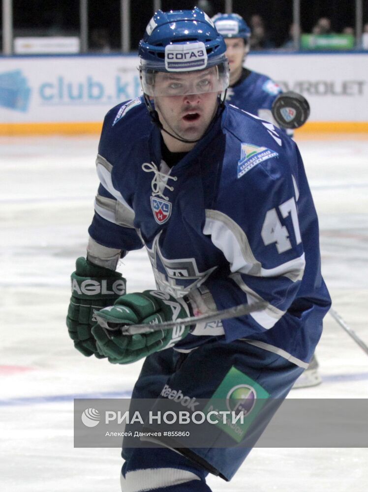 Александр Радулов