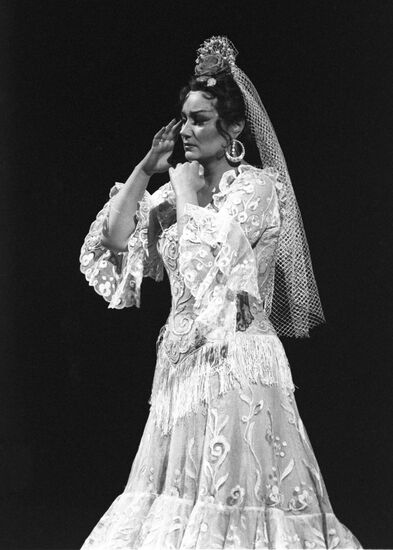 Оперная певица Тамара Синявская