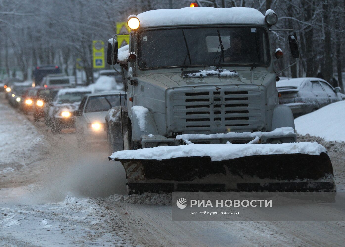 Последствия снегопада в Московской области