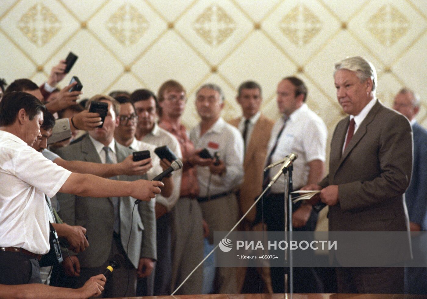 Президент РФ Б. Н. Ельцин