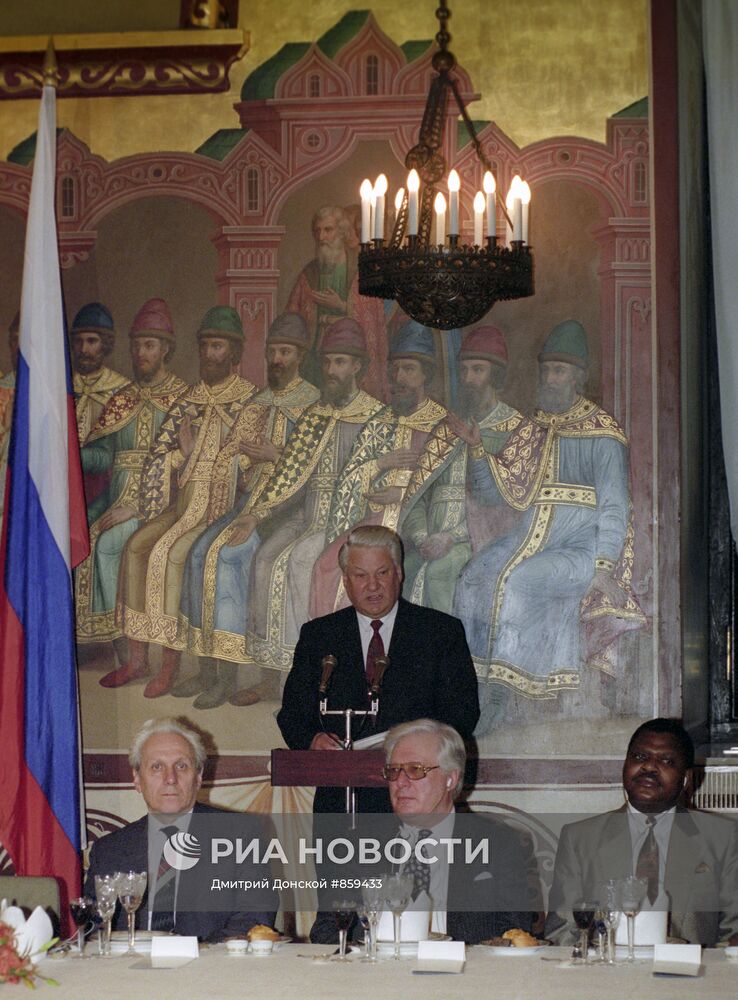 Президент РФ Б.Н.Ельцин