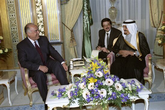 Виктор Черномырдин и Фахд ибн Абдель Азиз ас-Сауд