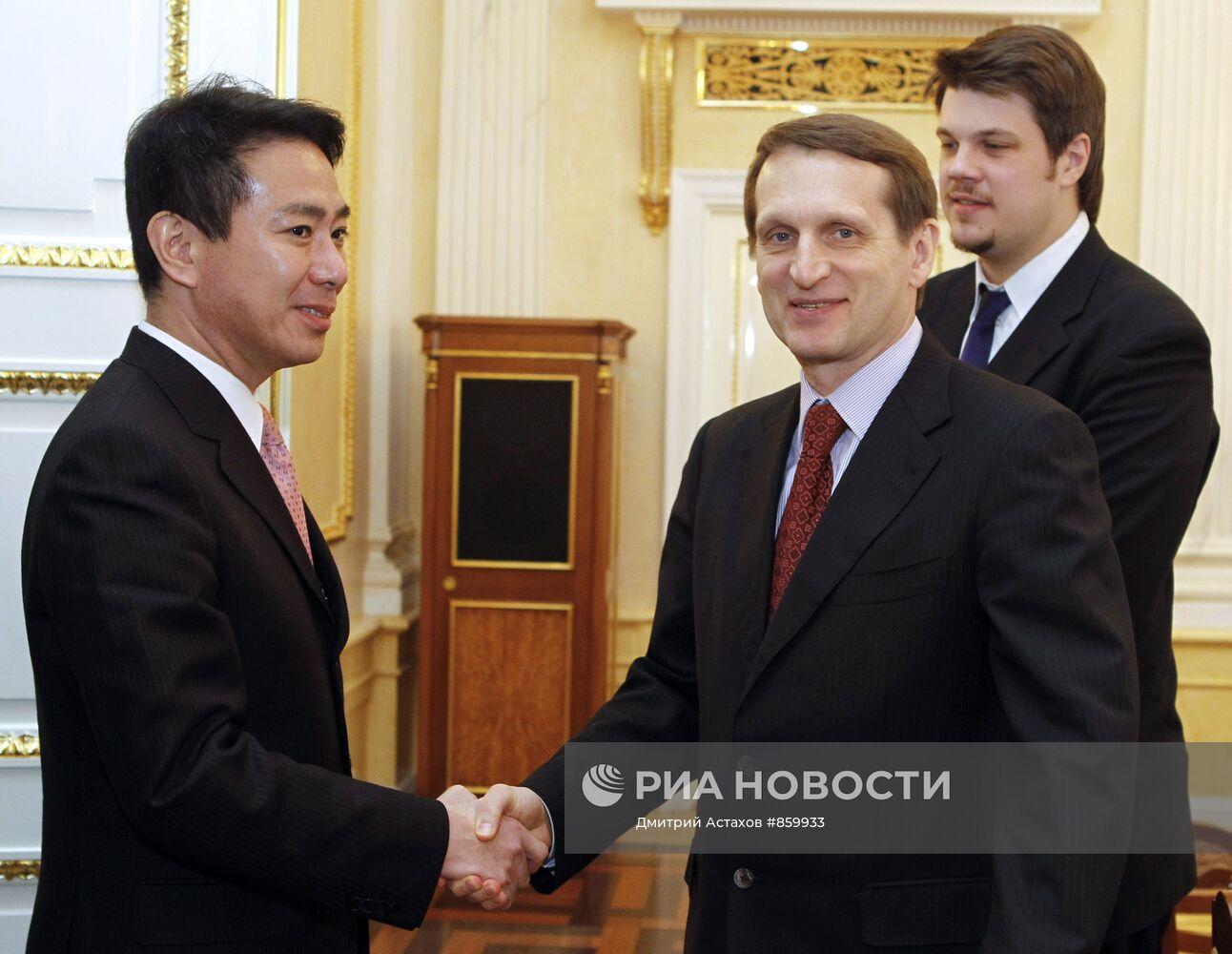 Сергей Нарышкин принял в Кремле главу МИД Японии