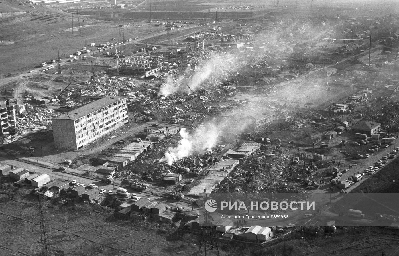 Город Спитак после землетрясения