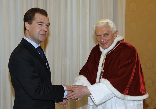 Д.Медведев с визитом в Ватикане