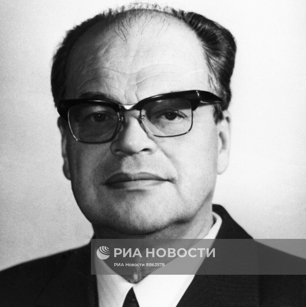 Николай Геннадьевич Басов