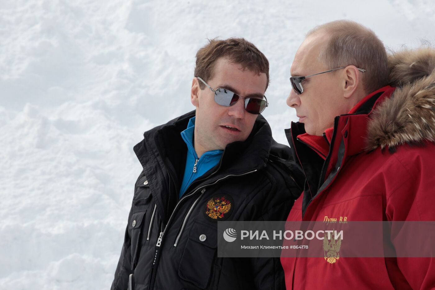 Д. Медведев и В.Путин посетили горнолыжный комплекс "Роза Хутор"