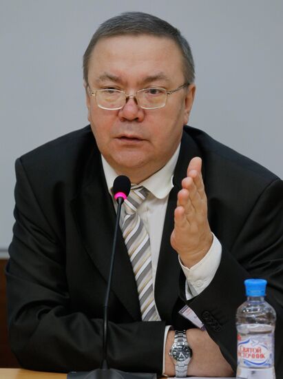 Виктор Болотов
