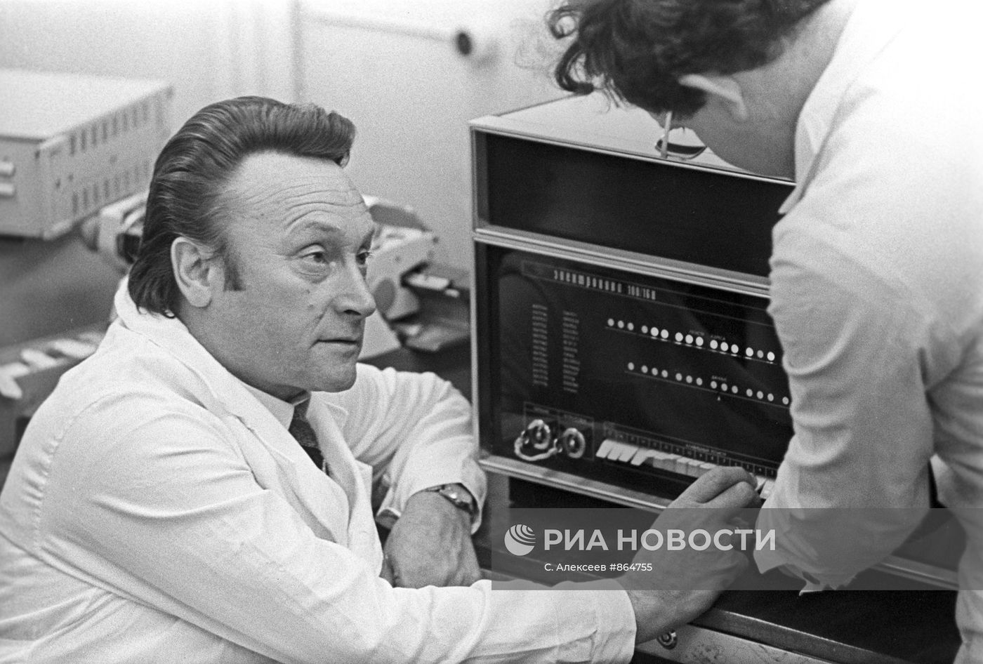 Главный конструктор ОКБ БИМК ЛЭТИ В.М.Ахутин