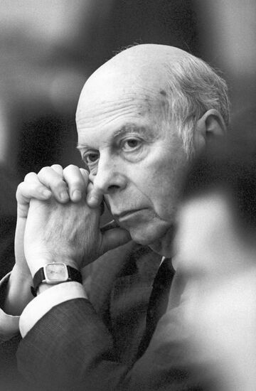 Международный "круглый стол" на тему "Ленин и XX век"