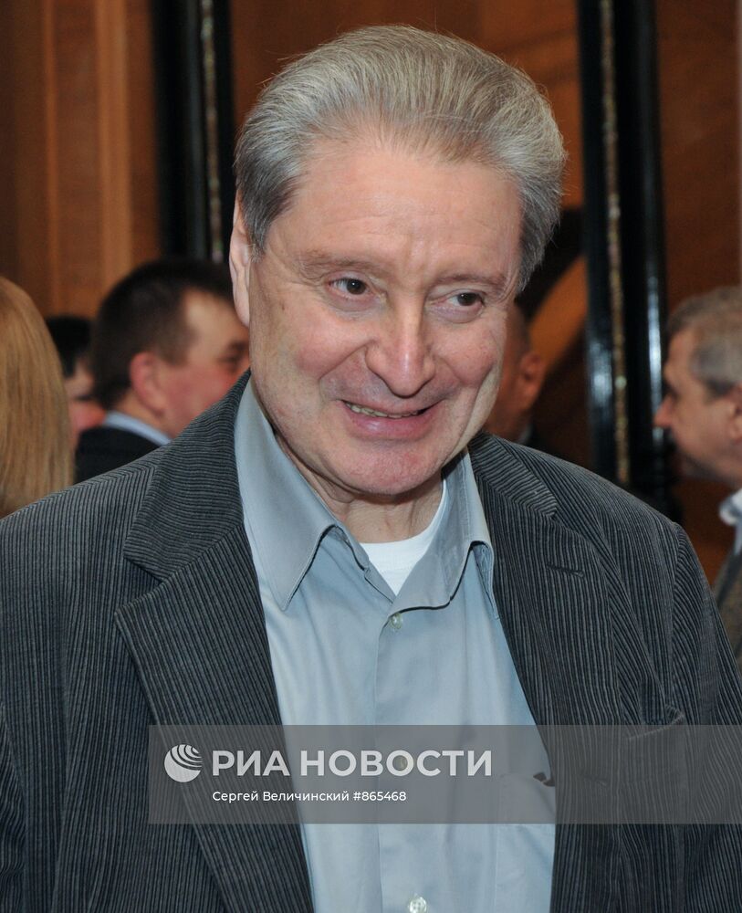 Вениамин Смехов