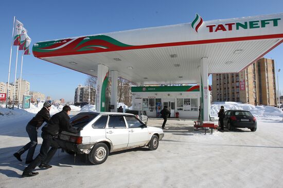 Акция против роста цен на топливо в Казани