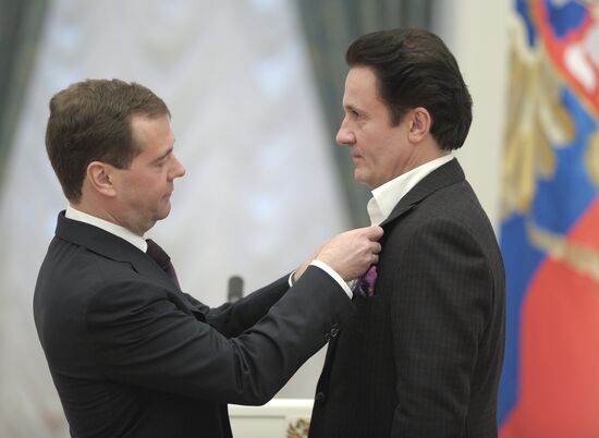 Д.Медведев вручил государственные награды в Кремле