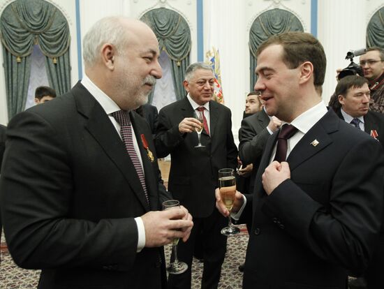 Д.Медведев вручил государственные награды в Кремле