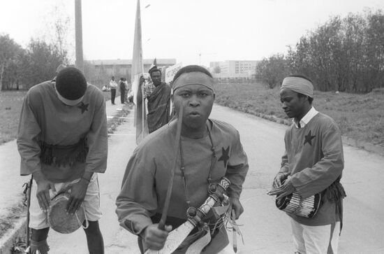 Участники фольклорного студенческого фестиваля