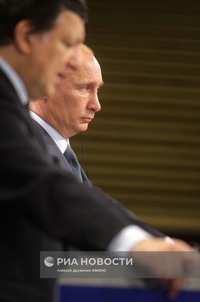Совместная пресс-конференция В. Путина и Ж. Баррозу