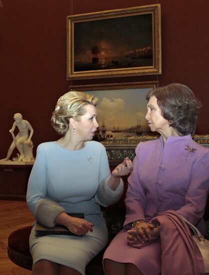 Светлана Медведева и королева София в Санкт-Петербурге