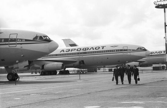 Экипаж самолета Ил-86