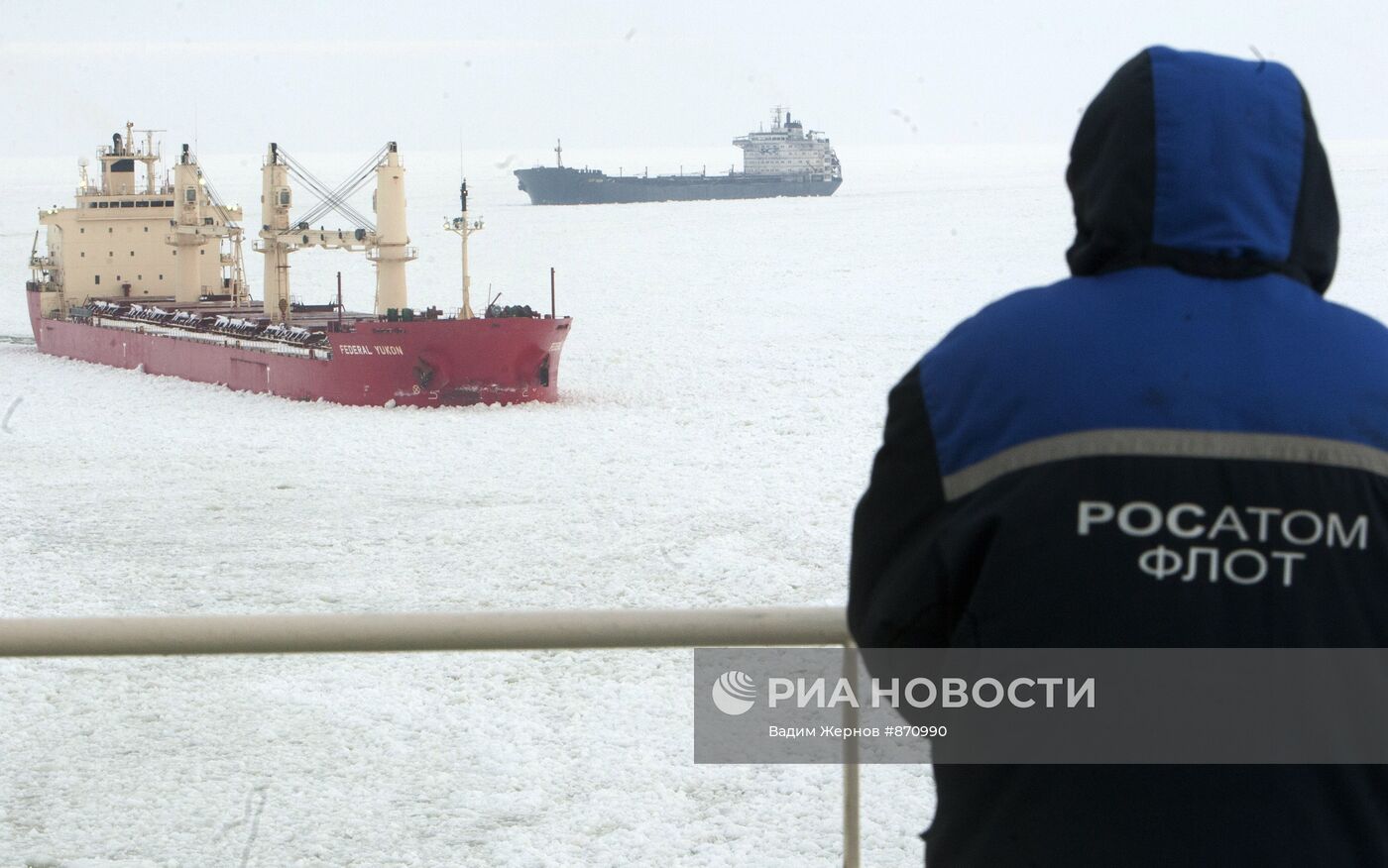 Десятки судов застряли в Финском заливе