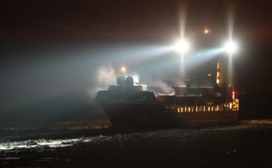 Десятки судов застряли в Финском заливе