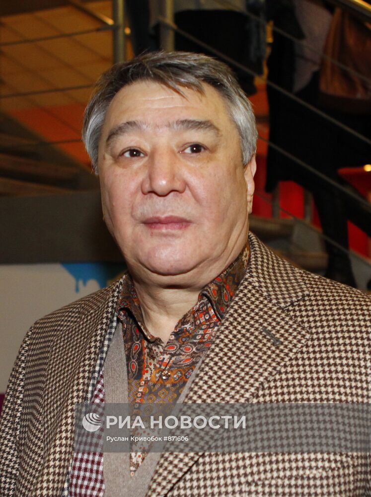 Алимжан Тохтахунов