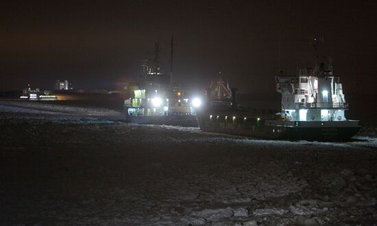 Ледовая проводка судов в Финском заливе