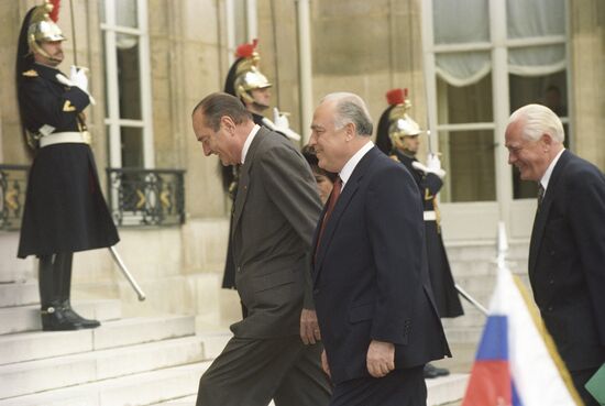 В. С. Черномырдин и Ж. Ширак в Париже
