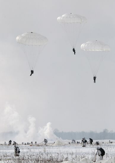 Учения Воздушно-десантных войск (ВДВ) в Рязанской области