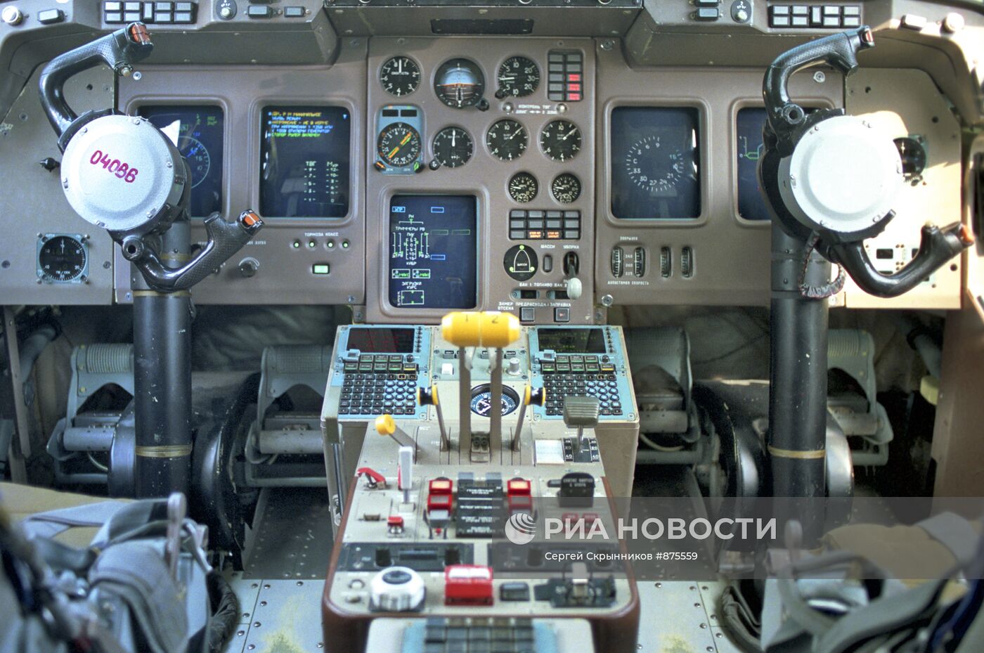 Борт самолета ИЛ-114